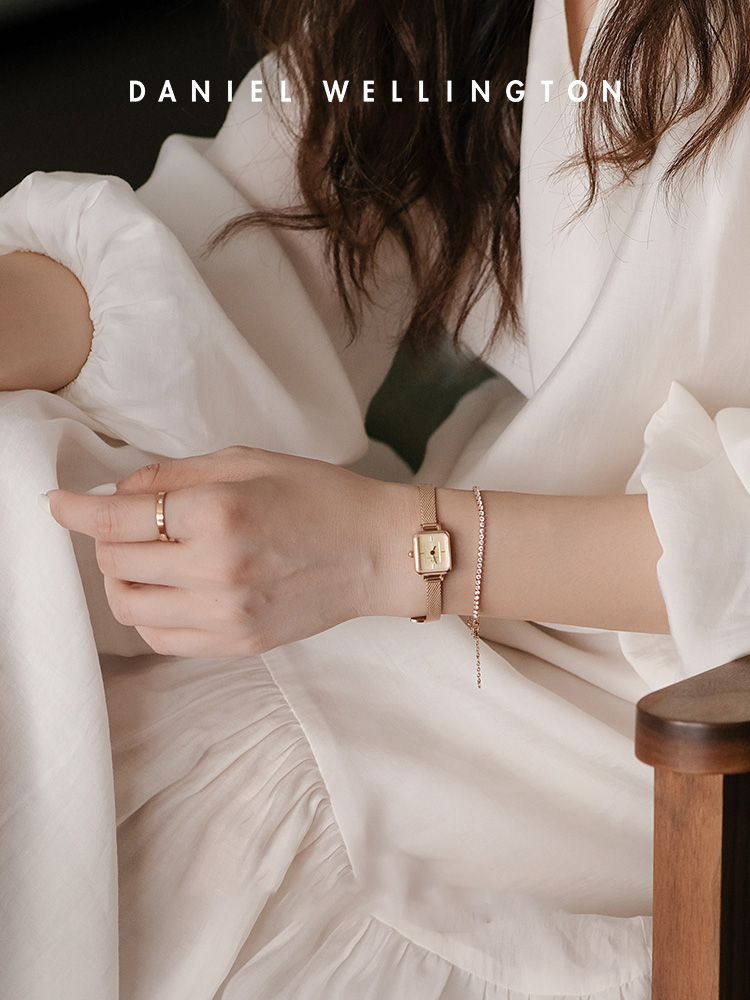 นาฬิกาผู้หญิงแดเนียล เวลลิงตัน - Mesh Stainless Strap บทวิจารณ์และราคา